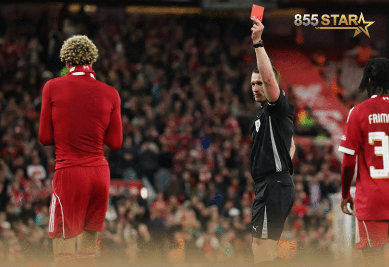 Liverpool ទំនងពិន័យ Ekitike ៦សែនដុល្លារ ចំពោះការទទួលបានកាតក្រហមនៅជំនួប EFL Cup