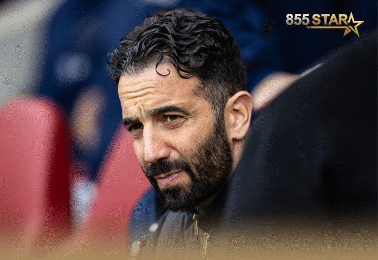 ក្លិប Man Utd រកបានចំណូលជិត ៩០០លានដុល្លាររដូវកាលមុន ទោះក្រុមមិនជោគជ័យលើទីលាន