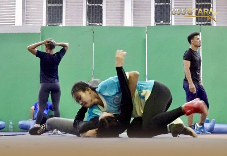 កីឡាការិនីចំបាប់ ម៉ុន ស្រីពីន ខំប្រឹងកាន់តែខ្លាំង ដើម្បីត្រៀមការប្រកួតកីឡាយុវជនអាស៊ី នៅបារ៉ែន ចុងខែនេះ