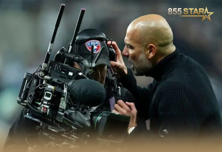 លោក Guardiola អ្នកចាត់ការរបស់ Man City សុំទោសចំពោះការប្រឈមមុខជាមួយអ្នកថតរូប