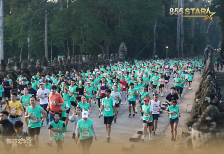 ព្រឹត្តិការណ៍​រត់​ប្រណាំង​ពាក់​កណ្ដាល​ម៉ារ៉ាតុង​អន្តរជាតិ​នៅ​ខេត្តសៀមរាប​ មាន​បរទេស​​ ៣០០០នាក់​មក​ពី​ ៨៦​ប្រទេស​លើ​ពិភពលោក